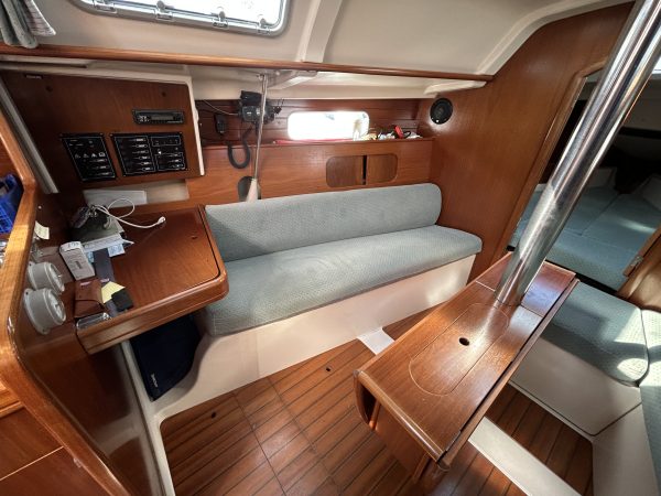 Bénéteau Océanis 321 Clipper - 1998 – Image 4