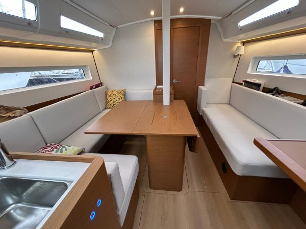 Jeanneau Sun Odyssey 380 - 2025 – Image 10