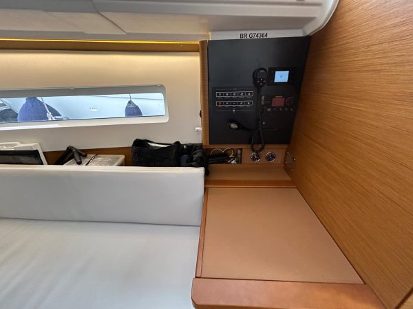 Jeanneau Sun Odyssey 380 - 2025 – Image 8